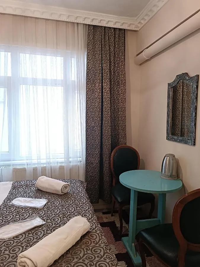 Hotel 61 İstanbul 2*,  Türkiye